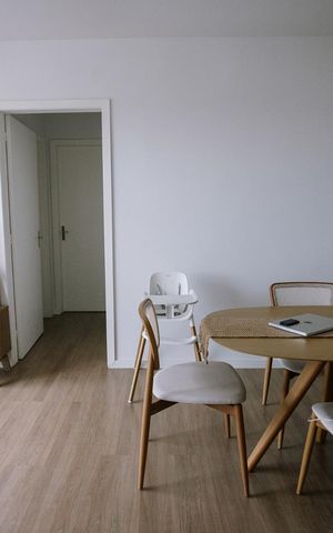Apartamento à venda com 71m², 2 quartos e 1 vaga Apartamento à venda com 71m², 2 quartos e 1 vagaSala