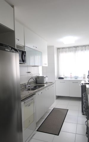 Apartamento à venda com 166m², 4 quartos e 3 vagasCozinha