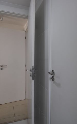 Apartamento à venda com 166m², 4 quartos e 3 vagasBanheiro canadense das suíte 2 e 3
