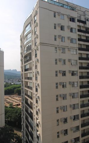 Apartamento à venda com 166m², 4 quartos e 3 vagasSuíte 1 - Vista