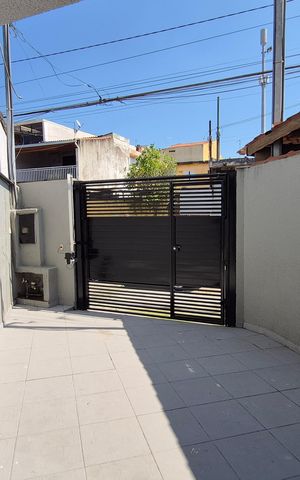 Casa à venda com 85m², 2 quartos e 1 vaga Casa à venda com 85m², 2 quartos e 1 vagaVista