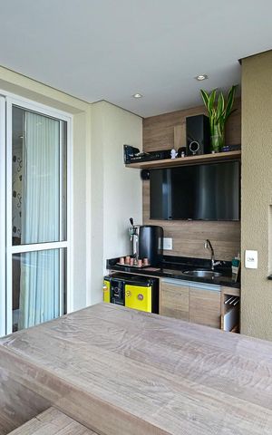 Apartamento à venda com 223m², 3 quartos e 4 vagasVaranda