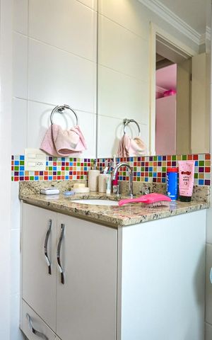 Apartamento à venda com 223m², 3 quartos e 4 vagasBanheiro Suíte 2