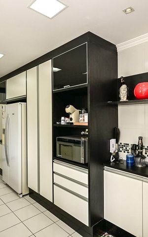 Apartamento à venda com 223m², 3 quartos e 4 vagasCozinha