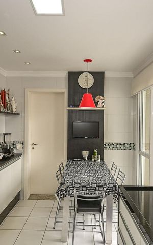 Apartamento à venda com 223m², 3 quartos e 4 vagasCozinha