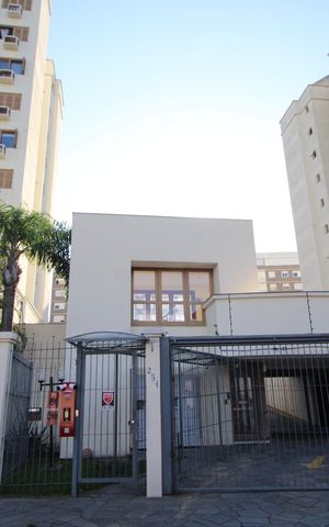 Apartamento à venda com 123m², 4 quartos e 2 vagasFachada