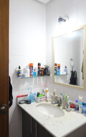 Apartamento à venda com 123m², 4 quartos e 2 vagasBanheiro