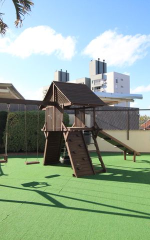 Apartamento à venda com 123m², 4 quartos e 2 vagasÁrea comum - Playground