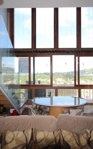 Apartamento à venda com 123m², 4 quartos e 2 vagasSala