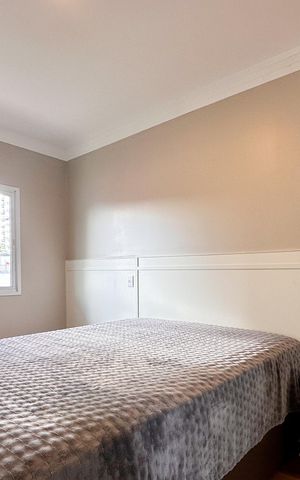 Apartamento à venda com 68m², 2 quartos e 2 vagas Apartamento à venda com 68m², 2 quartos e 2 vagasSuíte