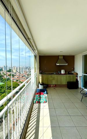 Apartamento à venda com 114m², 3 quartos e 2 vagas Apartamento à venda com 114m², 3 quartos e 2 vagasVaranda da Sala