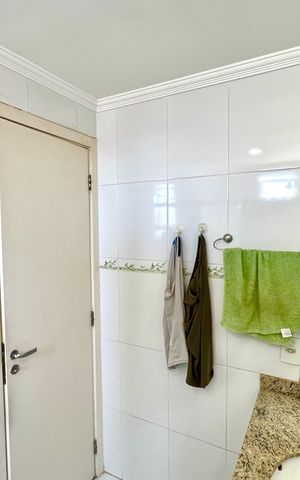 Apartamento à venda com 114m², 3 quartos e 2 vagas Apartamento à venda com 114m², 3 quartos e 2 vagasBanheiro 1