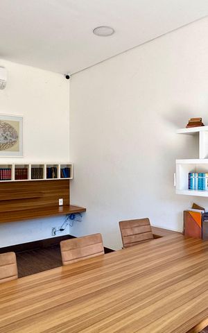 Apartamento à venda com 114m², 3 quartos e 2 vagas Apartamento à venda com 114m², 3 quartos e 2 vagasCoworking