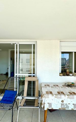 Apartamento à venda com 114m², 3 quartos e 2 vagas Apartamento à venda com 114m², 3 quartos e 2 vagasVaranda da Sala