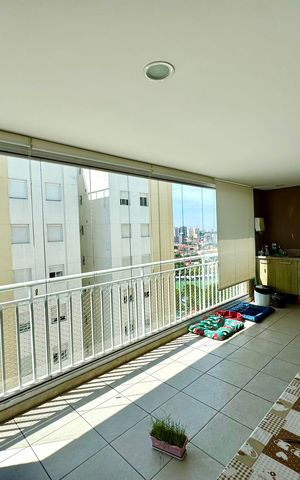 Apartamento à venda com 114m², 3 quartos e 2 vagas Apartamento à venda com 114m², 3 quartos e 2 vagasVaranda da Sala