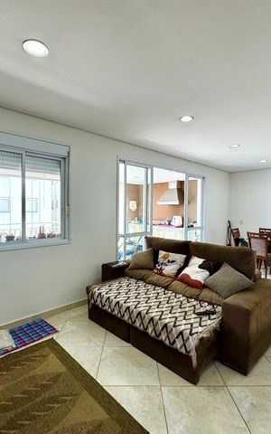 Apartamento à venda com 114m², 3 quartos e 2 vagas Apartamento à venda com 114m², 3 quartos e 2 vagasSala