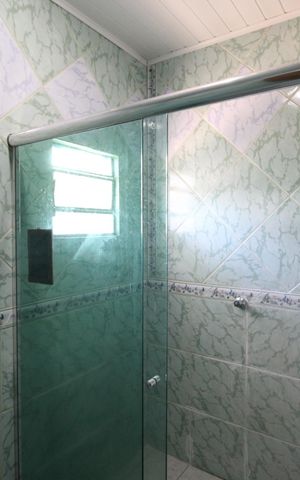 Casa à venda com 210m², 4 quartos e 1 vagaBanheiro 2