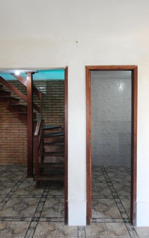 Casa à venda com 210m², 4 quartos e 1 vagaSala