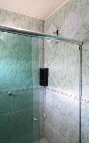 Casa à venda com 210m², 4 quartos e 1 vagaBanheiro 2