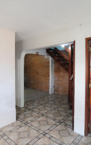 Casa à venda com 210m², 4 quartos e 1 vagaSala