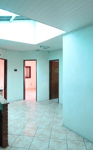 Casa à venda com 210m², 4 quartos e 1 vagaCorredor