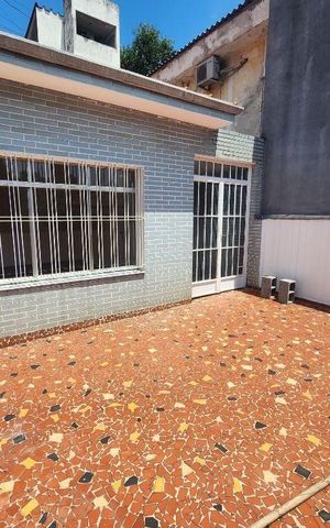 Casa à venda com 240m², 2 quartos e 2 vagasÁrea Comum