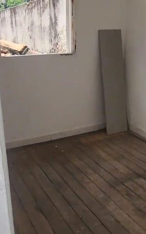 Casa à venda com 240m², 2 quartos e 2 vagasÁrea Comum