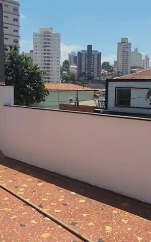 Casa à venda com 240m², 2 quartos e 2 vagasÁrea Comum