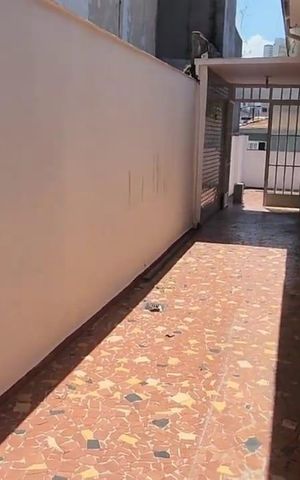 Casa à venda com 240m², 2 quartos e 2 vagasÁrea Comum