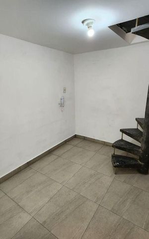 Casa à venda com 240m², 2 quartos e 2 vagasÁrea Comum