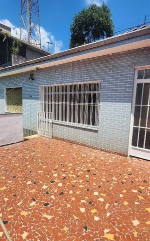 Casa à venda com 240m², 2 quartos e 2 vagasÁrea Comum