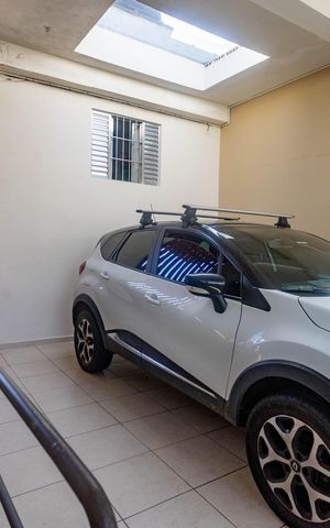Casa à venda com 384m², 4 quartos e 2 vagas Casa à venda com 384m², 4 quartos e 2 vagasGaragem