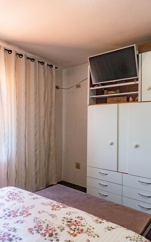 Casa à venda com 384m², 4 quartos e 2 vagas Casa à venda com 384m², 4 quartos e 2 vagasCasa 1 - Quarto 1