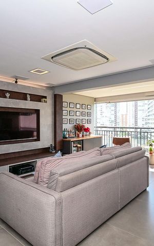 Apartamento à venda com 133m², 3 quartos e 2 vagasSala