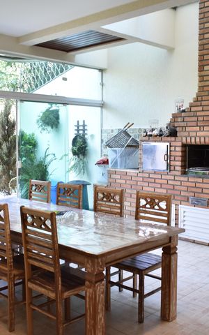 Casa à venda com 400m², 4 quartos e 6 vagasÁrea gourmet