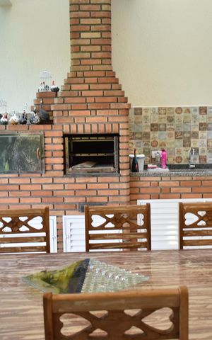 Casa à venda com 400m², 4 quartos e 6 vagasÁrea gourmet