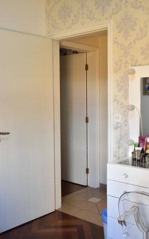 Casa à venda com 400m², 4 quartos e 6 vagasSuíte 1