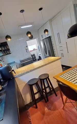 Casa à venda com 400m², 4 quartos e 6 vagas