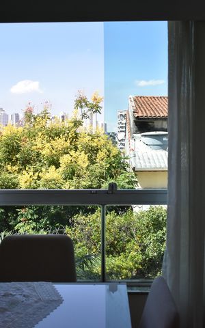 Casa à venda com 400m², 4 quartos e 6 vagasSala 1