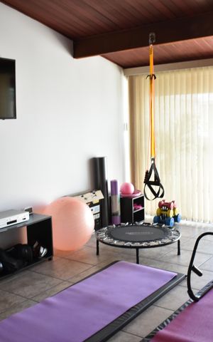 Casa à venda com 400m², 4 quartos e 6 vagasAcademia