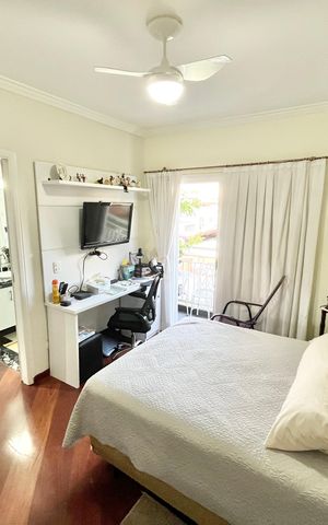 Casa à venda com 480m², 5 quartos e 5 vagas Casa à venda com 480m², 5 quartos e 5 vagasQuarto 3 - Suíte
