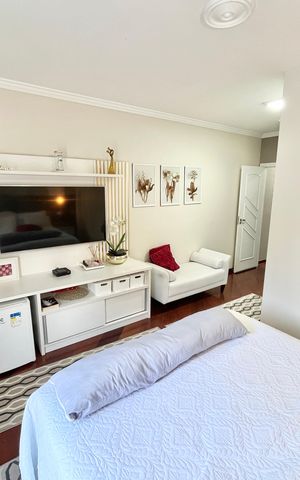 Casa à venda com 480m², 5 quartos e 5 vagas Casa à venda com 480m², 5 quartos e 5 vagasQuarto 1 - Suíte