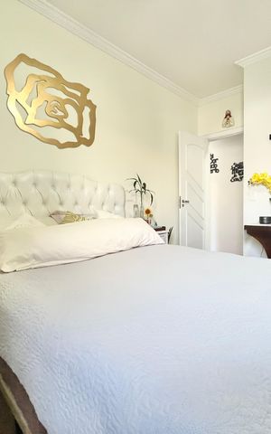 Casa à venda com 480m², 5 quartos e 5 vagas Casa à venda com 480m², 5 quartos e 5 vagasQuarto 3 - Suíte