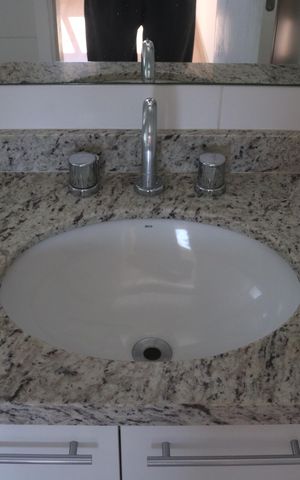 Apartamento para alugar com 65m², 2 quartos e 1 vagaBanheiro 1