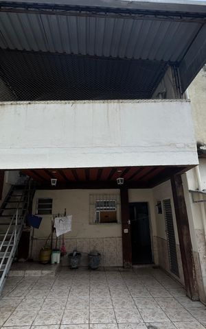 Casa à venda com 204m², 3 quartos e sem vagaFachada