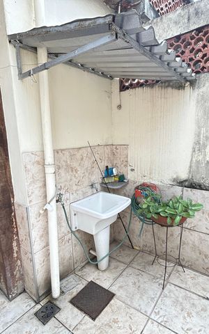 Casa à venda com 204m², 3 quartos e sem vagaÁrea de Serviço