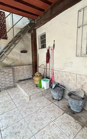 Casa à venda com 204m², 3 quartos e sem vagaÁrea de Serviço
