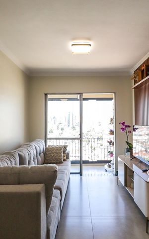 Apartamento à venda com 70m², 3 quartos e 1 vaga Apartamento à venda com 70m², 3 quartos e 1 vagaSala