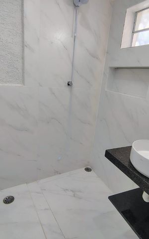 Casa para alugar com 30m², 1 quarto e sem vaga Casa para alugar com 30m², 1 quarto e sem vagaBanheiro