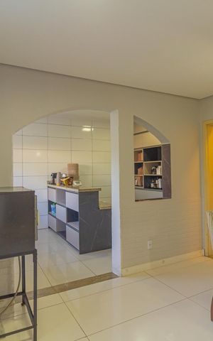 Casa à venda com 250m², 4 quartos e 3 vagas Casa à venda com 250m², 4 quartos e 3 vagasCozinha